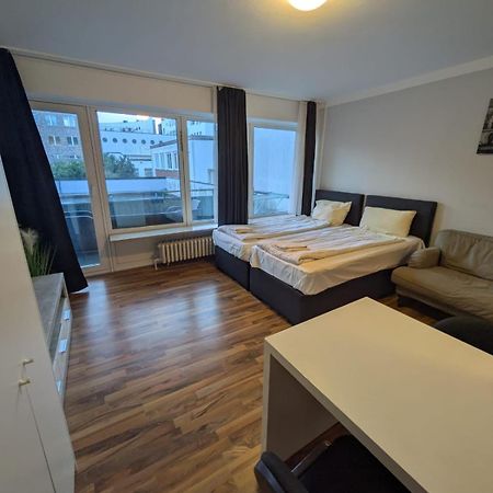 1,5-Zimmer Apartment Mit Balkon Am Hauptbahnhof Ноймюнстер Екстер'єр фото