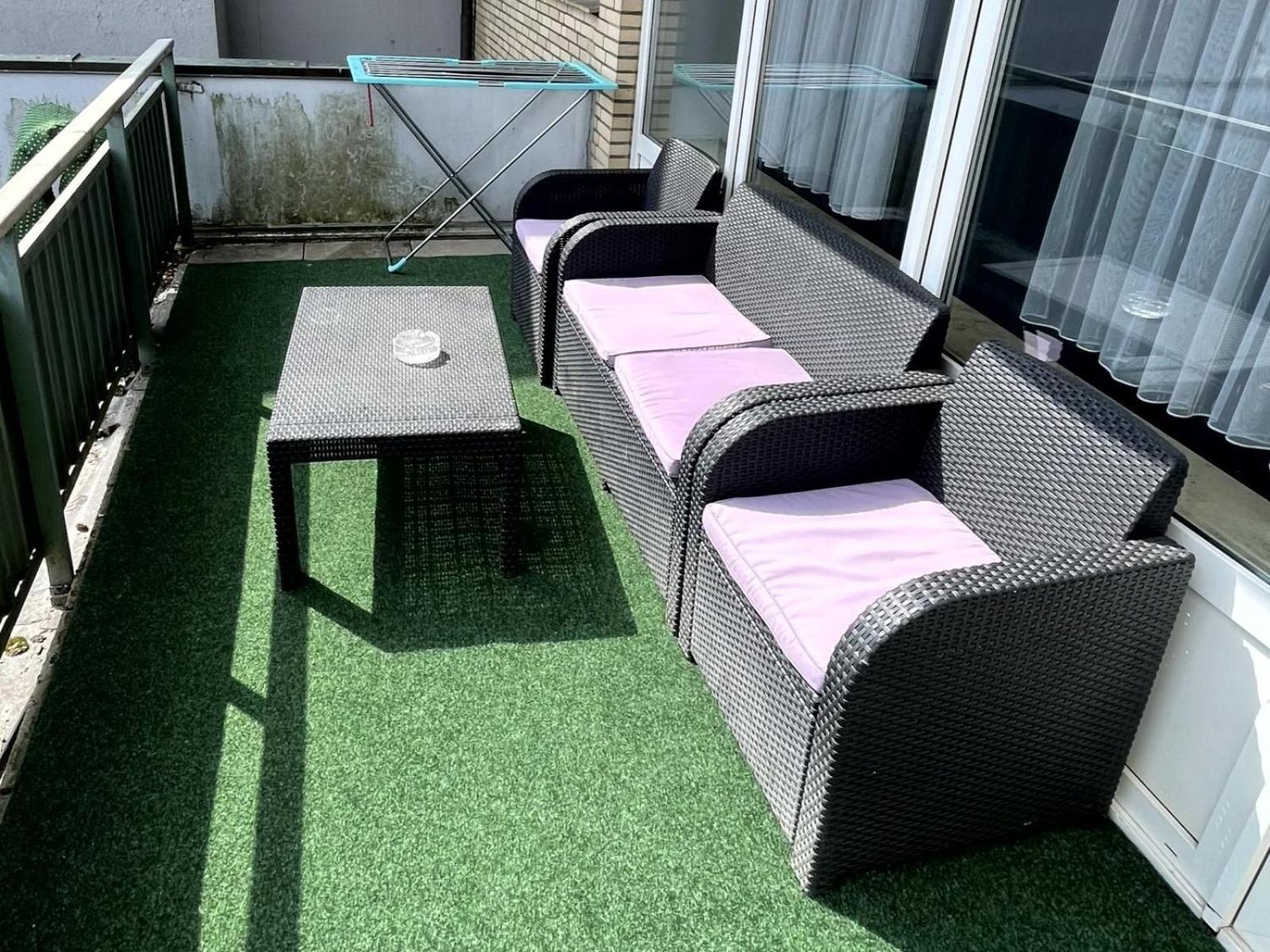 1,5-Zimmer Apartment Mit Balkon Am Hauptbahnhof Ноймюнстер Екстер'єр фото