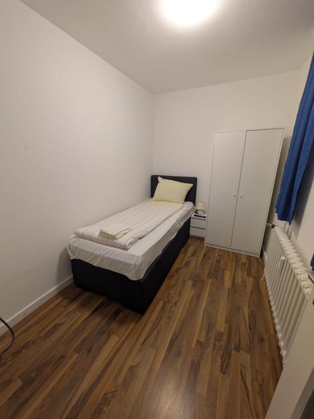 1,5-Zimmer Apartment Mit Balkon Am Hauptbahnhof Ноймюнстер Екстер'єр фото