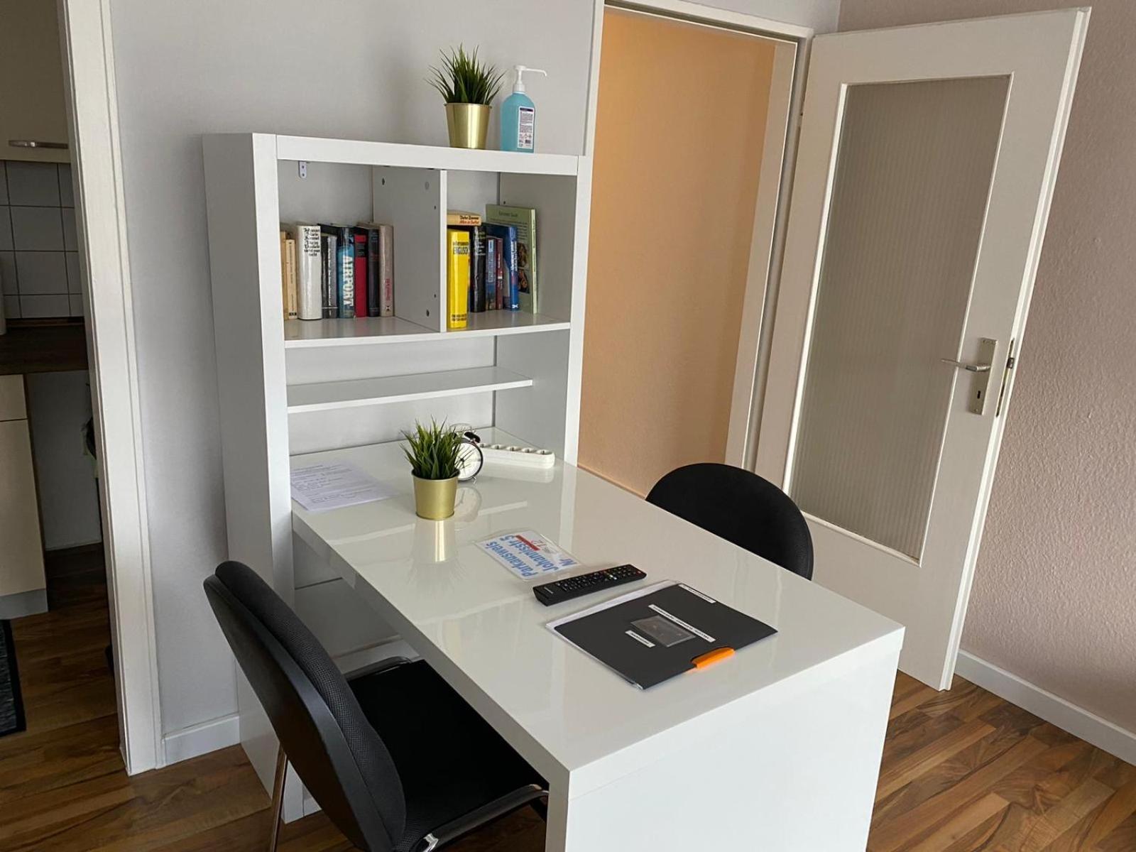 1,5-Zimmer Apartment Mit Balkon Am Hauptbahnhof Ноймюнстер Екстер'єр фото