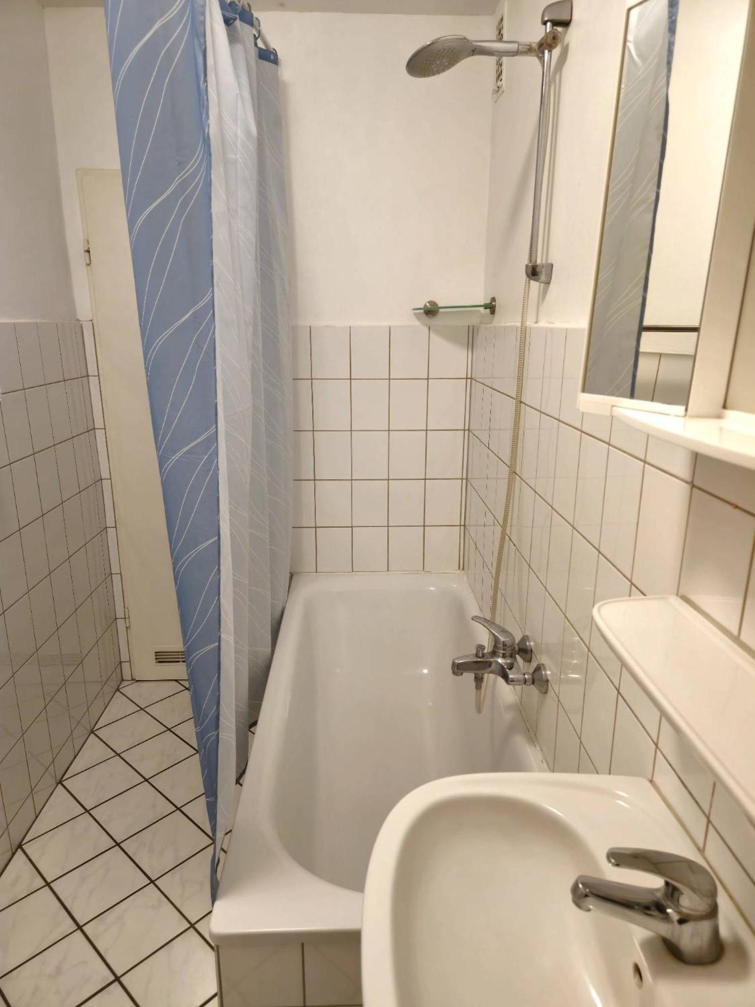 1,5-Zimmer Apartment Mit Balkon Am Hauptbahnhof Ноймюнстер Екстер'єр фото